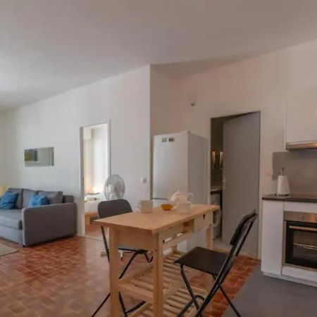 Grand Appartement Lumineux Pour 2 A 4 Personnes A Avignon Intra-Muros Wifi Gratuit Exteriér fotografie
