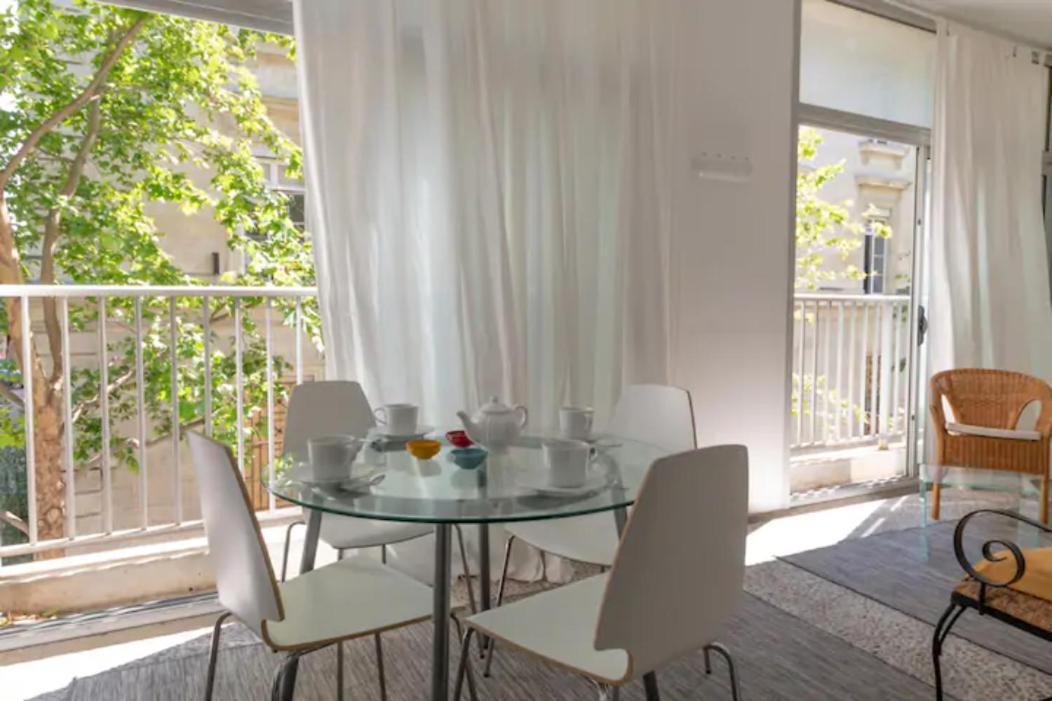 Grand Appartement Lumineux Pour 2 A 4 Personnes A Avignon Intra-Muros Wifi Gratuit Exteriér fotografie